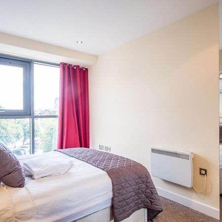 City One Bedroom Apartment With Juliet Balcony In West One - Parking Possible Шефилд Экстерьер фото