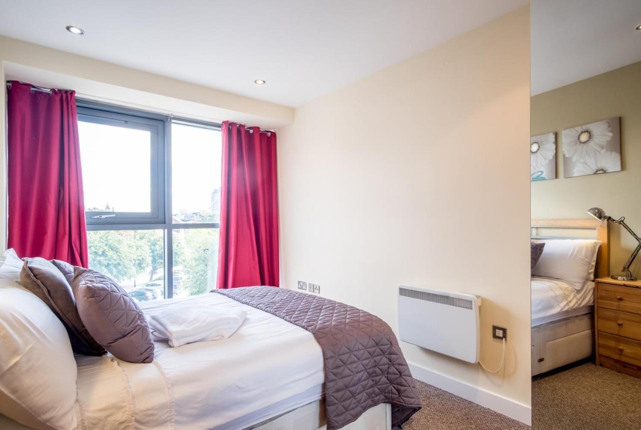 City One Bedroom Apartment With Juliet Balcony In West One - Parking Possible Шефилд Экстерьер фото